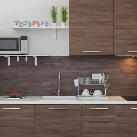 Jolara With Heated Pool Apartment